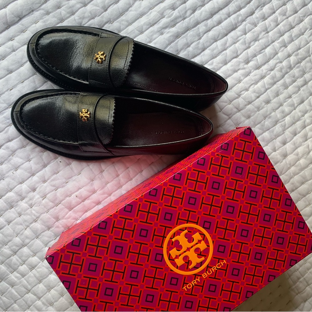 Tory Burch Black Leather Loafers